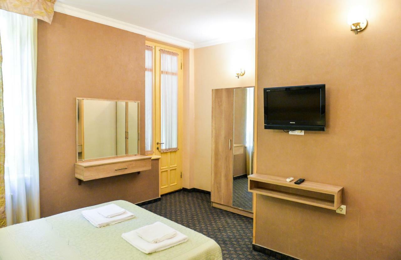 Hotel Old Town Kutaisi Ngoại thất bức ảnh